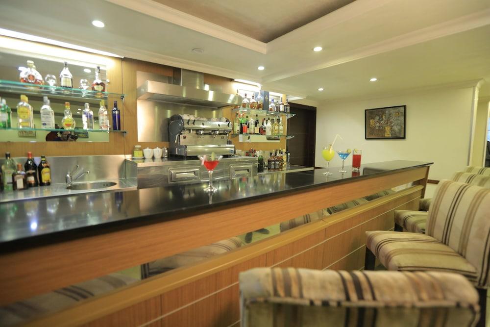 Saro Maria Hotel Addis Ababa Exterior photo