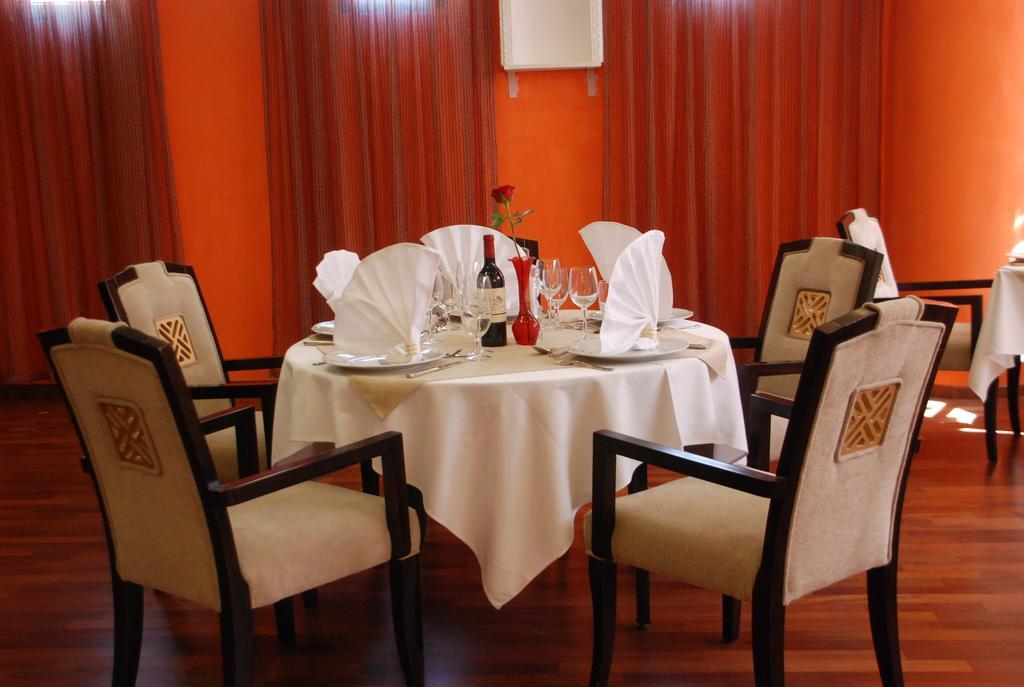 Saro Maria Hotel Addis Ababa Exterior photo