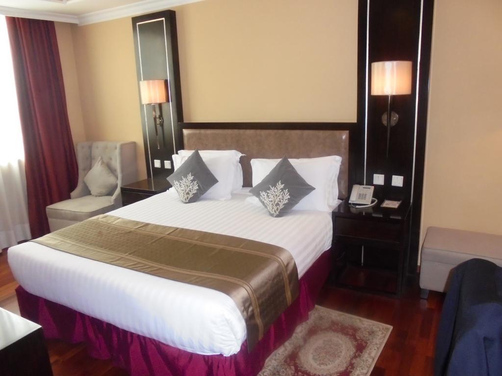 Saro Maria Hotel Addis Ababa Exterior photo
