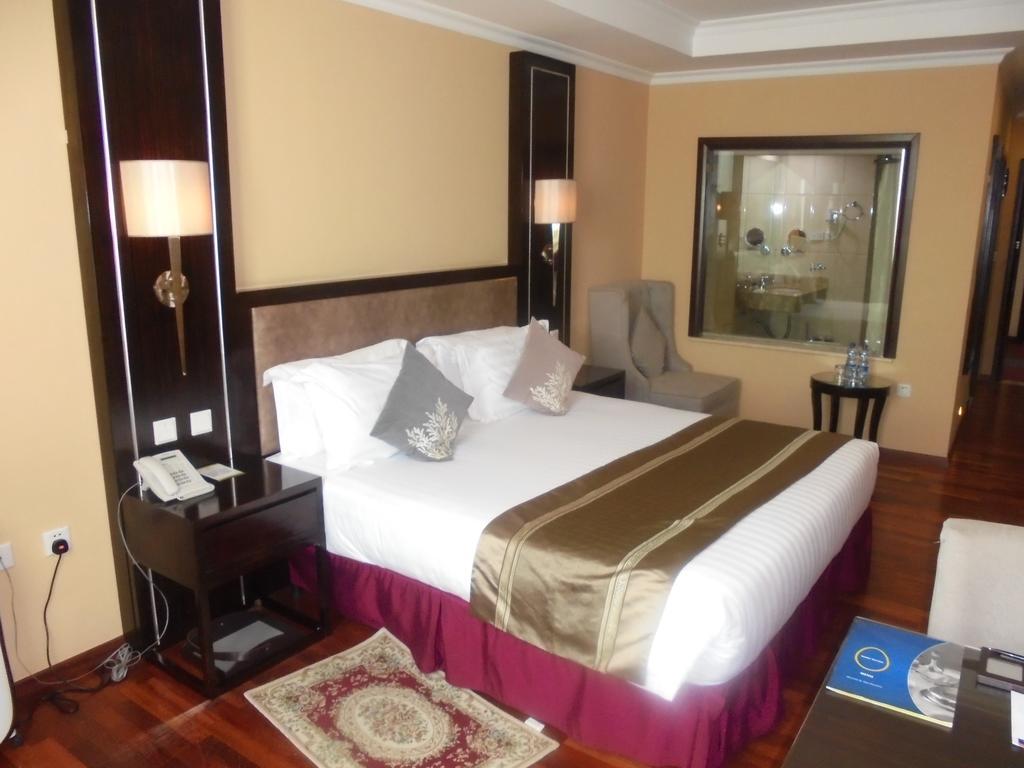 Saro Maria Hotel Addis Ababa Exterior photo